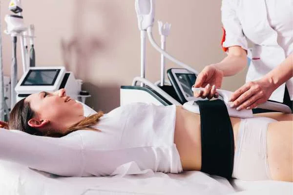 woman having body sculpting to help improve her body image and her mental health Burgess Hill